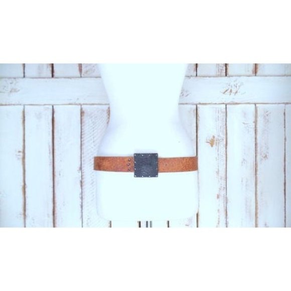 Vintage Cyd Woo wide brown distressed leather silver plate buckle belt - Picture 1 of 5